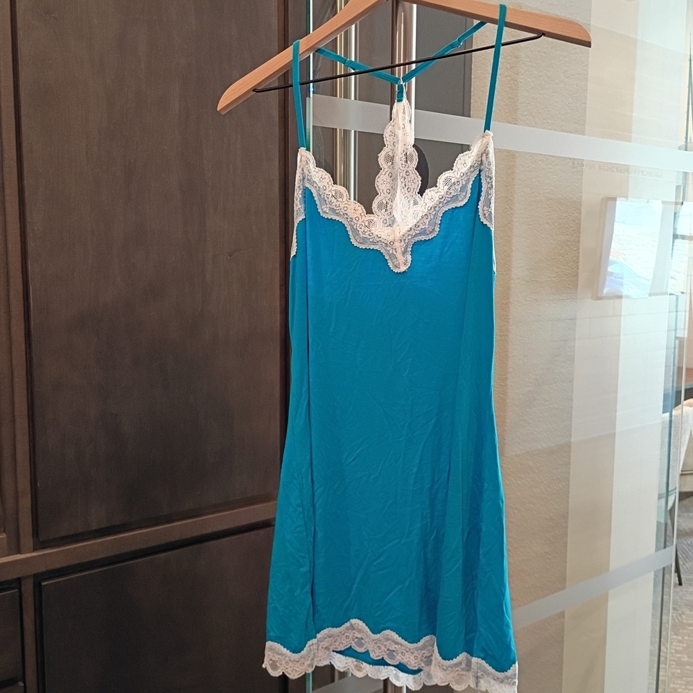 NWT Avid Love Aqua Blue Women's Med Lace-Trim Chemise Slip with Delicate  Lace